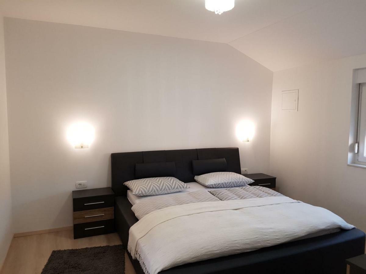 Apartment Roko Kolinda 1 Bibinje Exterior foto